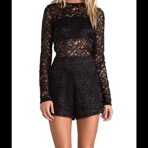 Alexis Onassis romper